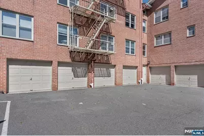 29 Upper Mountain Avenue C2901 #C2901, Montclair, NJ 07042 - Photo 3