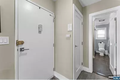 29 Upper Mountain Avenue C2901 #C2901, Montclair, NJ 07042 - Photo 5