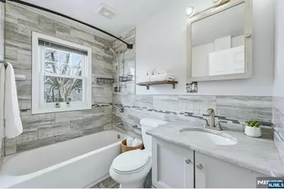 14 Vassar, Newark, NJ 07112 - Photo 9