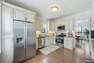 14 Vassar, Newark, NJ 07112 - Photo 7