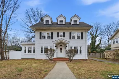 14 Vassar, Newark, NJ 07112 - Photo 1