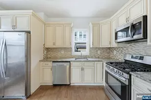 14 Vassar, Newark, NJ 07112 - Photo 13