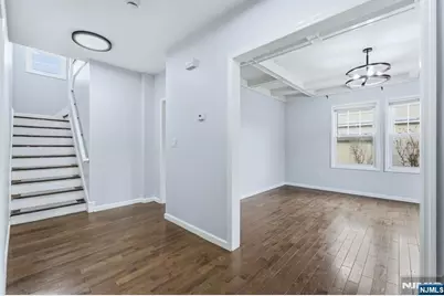 14 Vassar, Newark, NJ 07112 - Photo 21