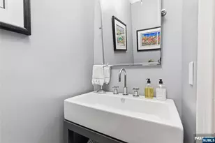 119 Hudson Cove, Edgewater, NJ 07020 - Photo 19