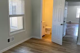 229 Livingston Ave 1st Fl, Lyndhurst Township, NJ 07071 - Photo 9