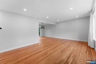 8 Brook Way, Demarest, NJ 07627 - Photo 7