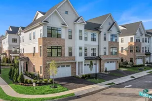 15 DAVIS DRIVE, Englewood Cliffs, NJ 07632 - Photo 1