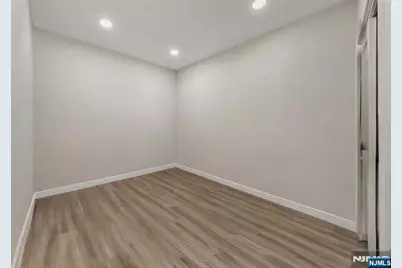 81 Wolcott Terrace, Newark, NJ 07112 - Photo 13