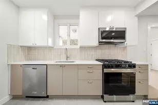 21 Milton St, Cresskill, NJ 07626 - Photo 11