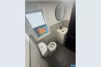 15 Winthrop Terrace 1 #1, East Orange, NJ 07018 - Photo 11