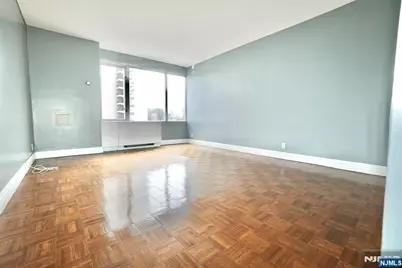 5 Horizon Road 203 #203, Fort Lee, NJ 07024 - Photo 23