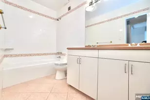 5 Horizon Road 203, Fort Lee, NJ 07024 - Photo 19