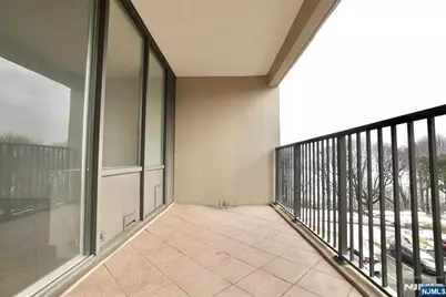 5 Horizon Road 203 #203, Fort Lee, NJ 07024 - Photo 27