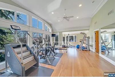 307 Freemans Lane, Franklin Lakes, NJ 07417 - Photo 31