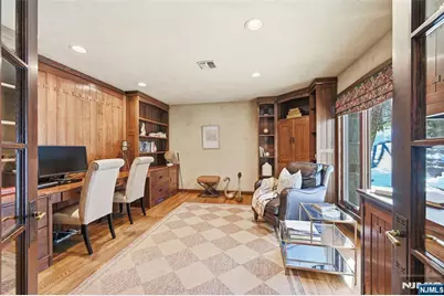 307 Freemans Lane, Franklin Lakes, NJ 07417 - Photo 13