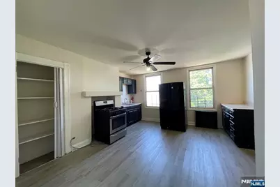 115 Park Avenue, Newark, NJ 07104 - Photo 5