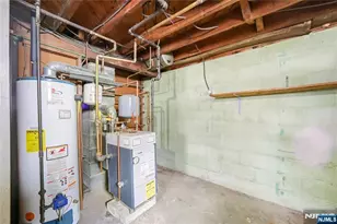 14 Lakeview Dr, Emerson, NJ 07630 - Photo 17