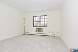 907 Thoreau Ct, Mahwah, NJ 07430 - Photo 7