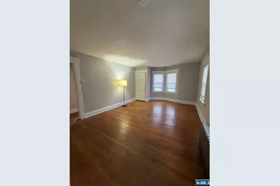 139 Summit Cross, Rutherford, NJ 07070 - Photo 5