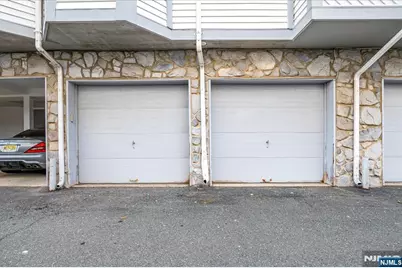 1702 Amanda Court 1702 #1702, Piscataway Township, NJ 08854 - Photo 7