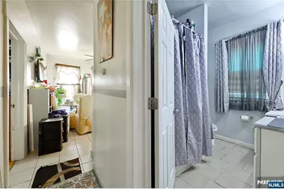 240-242 Ellis Avenue, Irvington, NJ 07111 - Photo 9