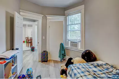 70 S 9th Street, Newark, NJ 07107 - Photo 27