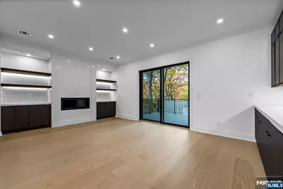 2189 Jones Road, Fort Lee, NJ 07024 - Photo 11