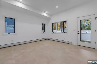 2189 Jones Road, Fort Lee, NJ 07024 - Photo 33