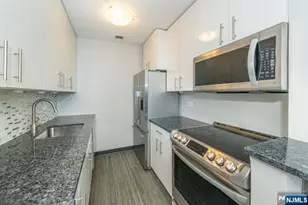 240 Main Street 313, Little Falls Township, NJ 07424 - Photo 9