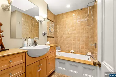 210 13th Street, Hoboken, NJ 07030 - Photo 23