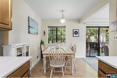 1612 Faulkner Court, Mahwah, NJ 07430 - Photo 3