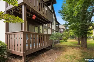 1612 Faulkner Ct, Mahwah, NJ 07430 - Photo 9