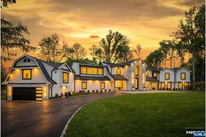 27 Applewood Drive, Upper Saddle River, NJ 07458 - Photo 1