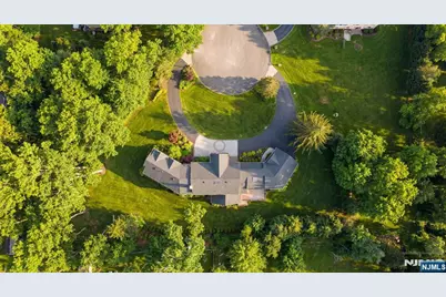 27 Applewood Drive, Upper Saddle River, NJ 07458 - Photo 29