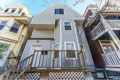 152 10th Street, Newark, NJ 07107 - Photo 1