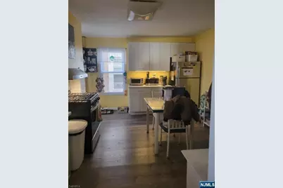 425 Main Street, West Orange Township, NJ 07052 - Photo 9