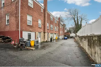 593 Beverly Road, Teaneck Township, NJ 07666 - Photo 19