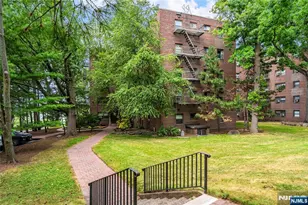 3061 Edwin 3E, Fort Lee, NJ 07024 - Photo 19