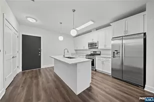 313 Woodland Pl 207, Leonia, NJ 07605 - Photo 5