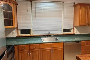 22 Hamilton Pl, Nutley, NJ 07110 - Photo 5