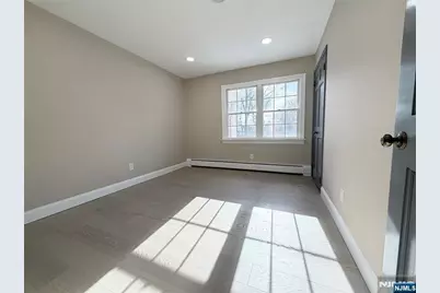 850 Ridgewood Avenue, Oradell, NJ 07649 - Photo 21