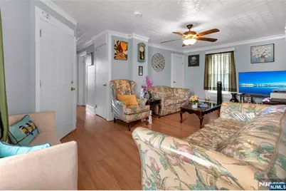 414 Mechanic Street, Orange, NJ 07050 - Photo 15