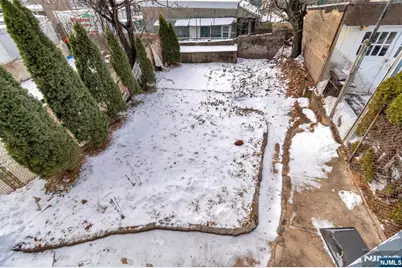 414 Mechanic Street, Orange, NJ 07050 - Photo 21