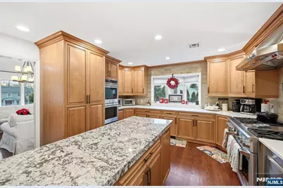 85 Oak Drive, Upper Saddle River, NJ 07458 - Photo 9