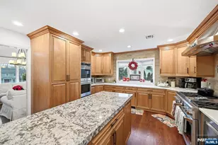 85 Oak Dr, Upper Saddle River, NJ 07458 - Photo 9