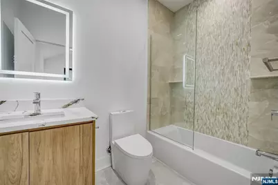 33 Oliver Road, Paramus, NJ 07652 - Photo 25