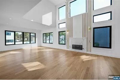 33 Oliver Road, Paramus, NJ 07652 - Photo 9