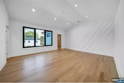 33 Oliver Road, Paramus, NJ 07652 - Photo 35