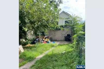 34 Holland Street, Newark, NJ 07103 - Photo 5