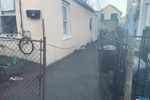 34 Holland St, Newark, NJ 07103 - Photo 9